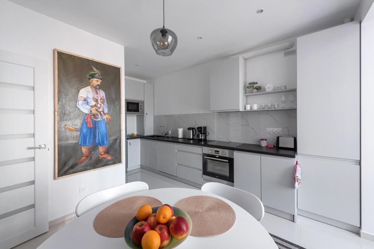 Luxury Apartment Slava Ukraini Ιβανό-Φρανκίβσκ Εξωτερικό φωτογραφία